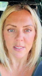 Headshot - Anna Harley.jpg